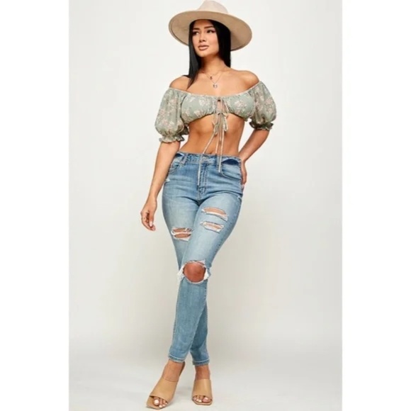 Sage Floral Cropped Off/On The Shoulder Tie Front Short Sleeve Top Casual - Picture 3 of 7